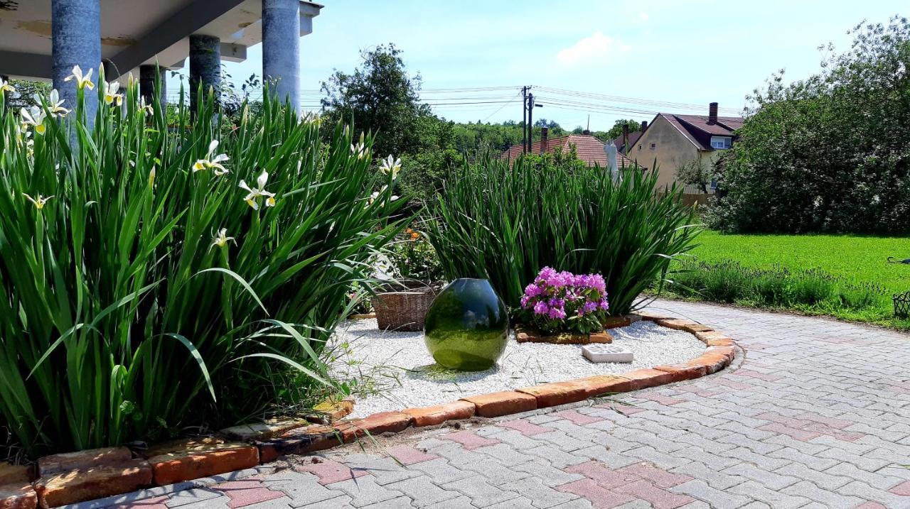Berbaltavar Axtburg Apartments מראה חיצוני תמונה